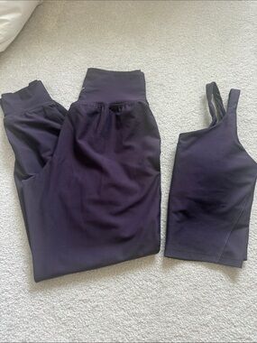 Women's Active Set High-Waist Joggers and Tank